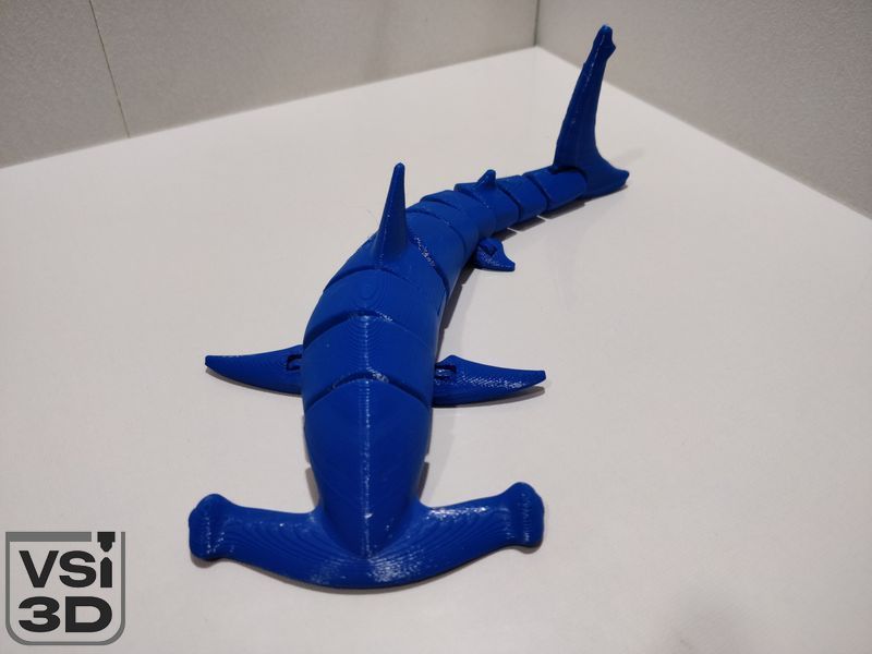 Подвижная игрушка акула-молот. Синий. 20 см SHARK-0002-20-BLUE изготовленный на 3D принтере