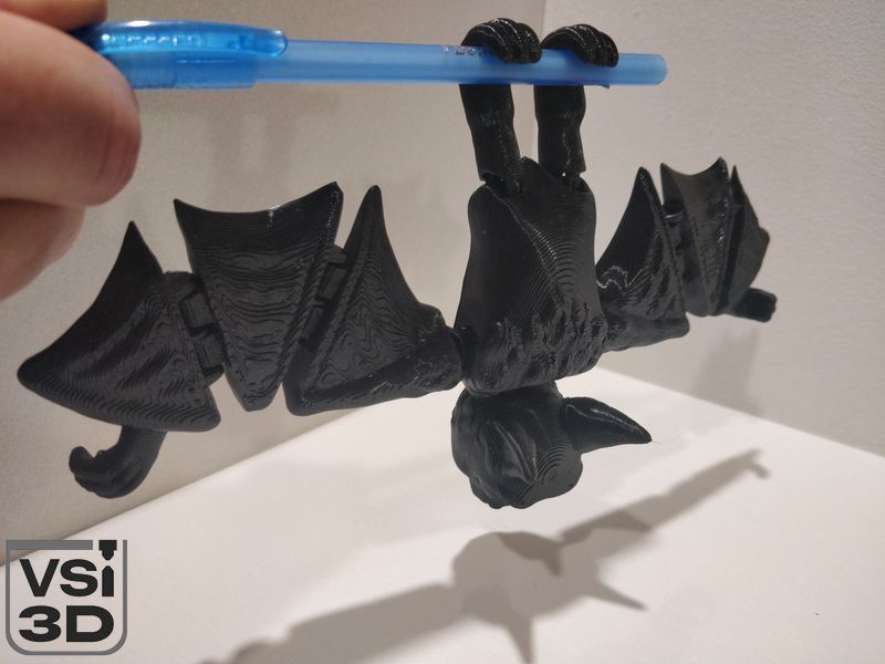 Рухома іграшка "Летюча миша". 21 см BAT-0001-16-BLACK виготовлений на 3D принтері