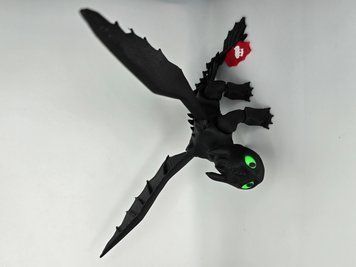 Рухома іграшка "Беззубик". 21 на 27 см TOOTHLESS-21-27-COLORED виготовлений на 3D принтері