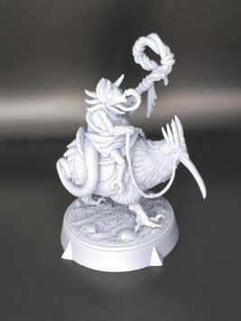 Орік шаман. Мініатюра D&D MINI-ORIK-SHAMAN виготовлений на 3D принтері