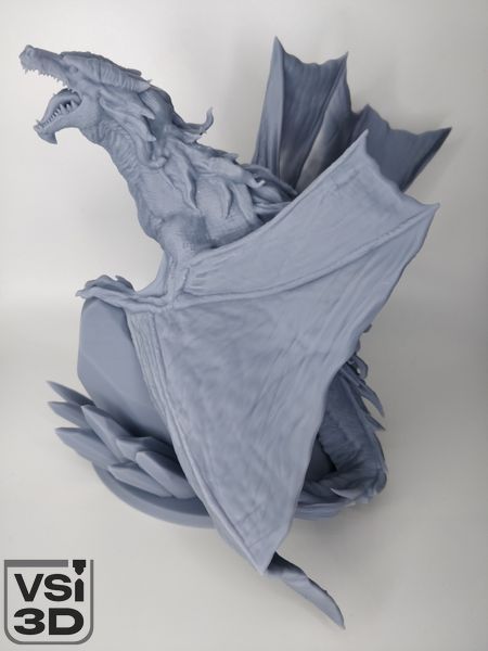 Молодой дракон на кристаллах. D&D MINI-YOUNG-DRAGON изготовленный на 3D принтере