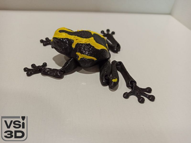 Подвижная игрушка "Пятнистая лягушка". 12 см FROG-0001-12-BLACK изготовленный на 3D принтере