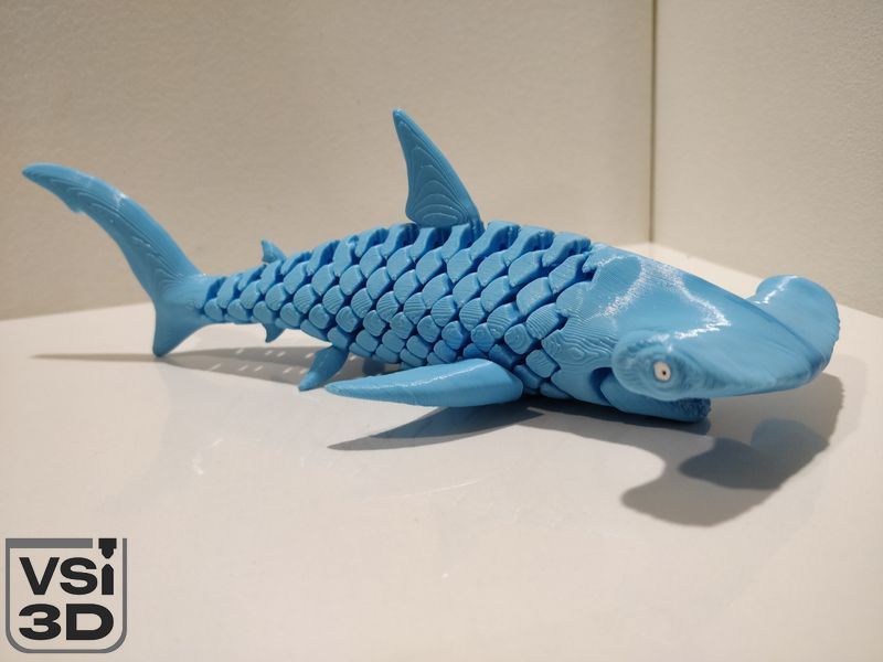 Подвижная игрушка "Акула-молот". 22 см HAMMERHEAD-22-LBLUE изготовленный на 3D принтере