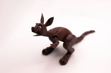 Рухома іграшка кенгуру. 20x11 см KANGAROO-0001-20-11-BROWN виготовлений на 3D принтері